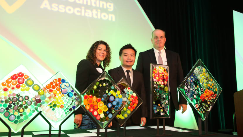 Two S’pore accounting academics receive award for innovative teaching