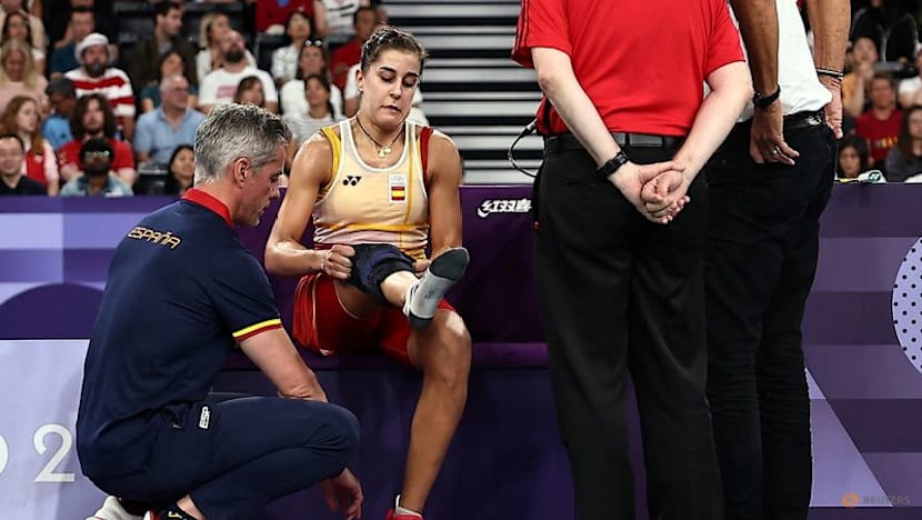 Badminton-Former Olympic champion Marin retires due to knee injury