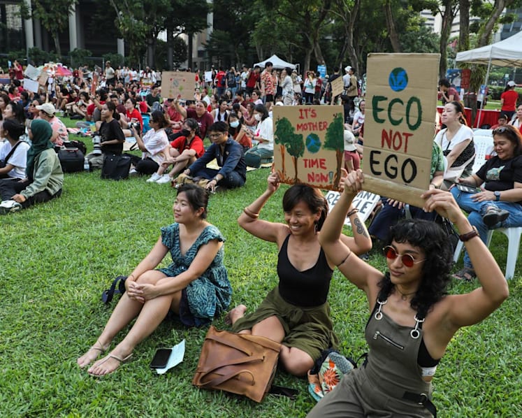 Over 1,400 attend SG Climate Rally highlighting pervasive impact of climate change