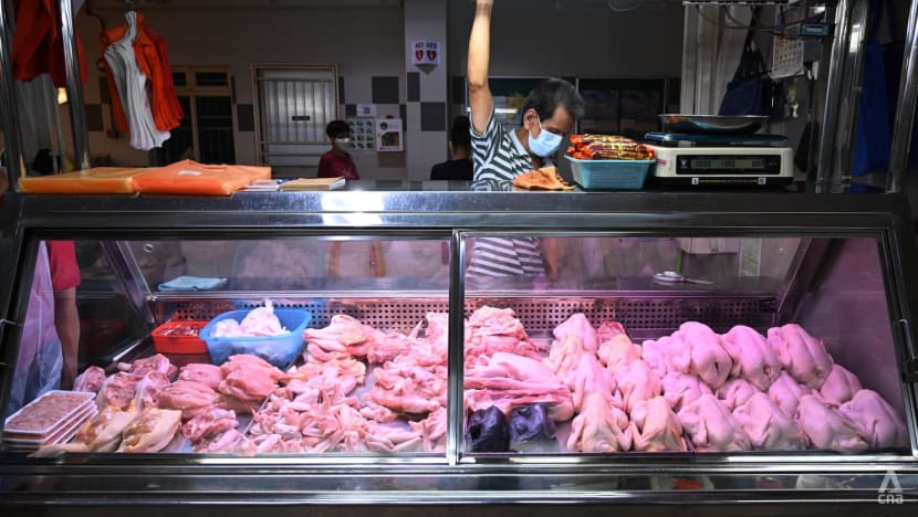No queues, panic buying or lack of chicken: A quiet first day of Malaysia's export ban for some wet markets No queues, panic buying or lack of chicken: A quiet first day of Malaysia's export ban for some wet markets