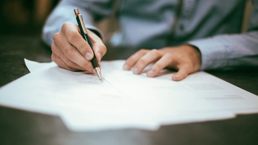 Life insurers lower range of projected investment returns for policies