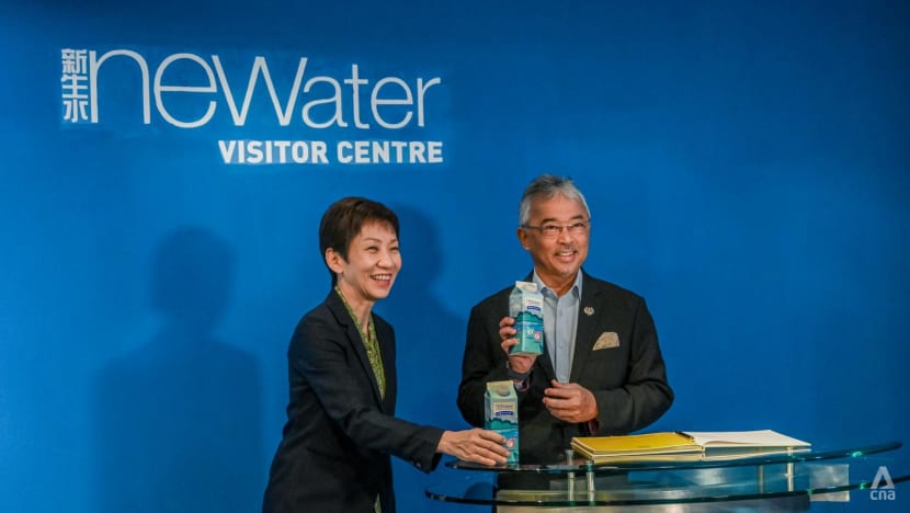 Malaysia's king tours Singapore's NEWater Visitor Centre