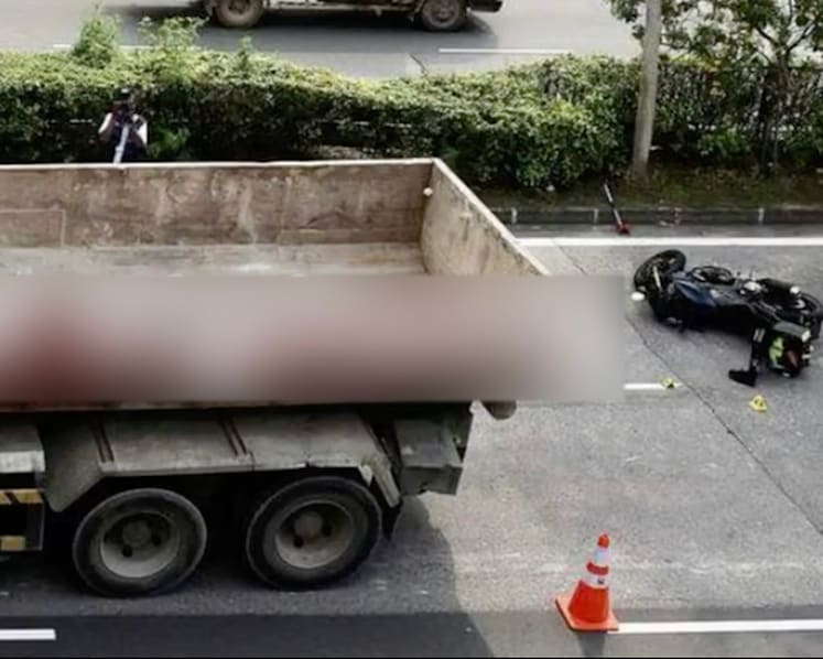 Female pillion rider, 38, dies after accident with tipper truck in Jurong East