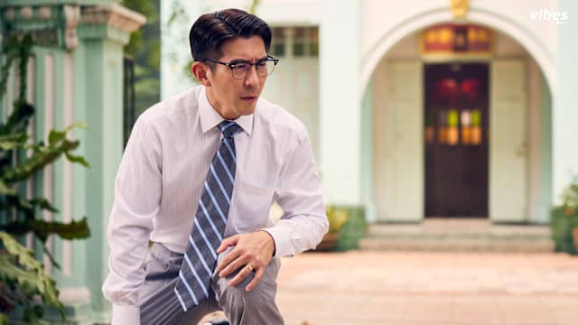 修杰楷闪兵后首发声，自责让妻女受惊吓