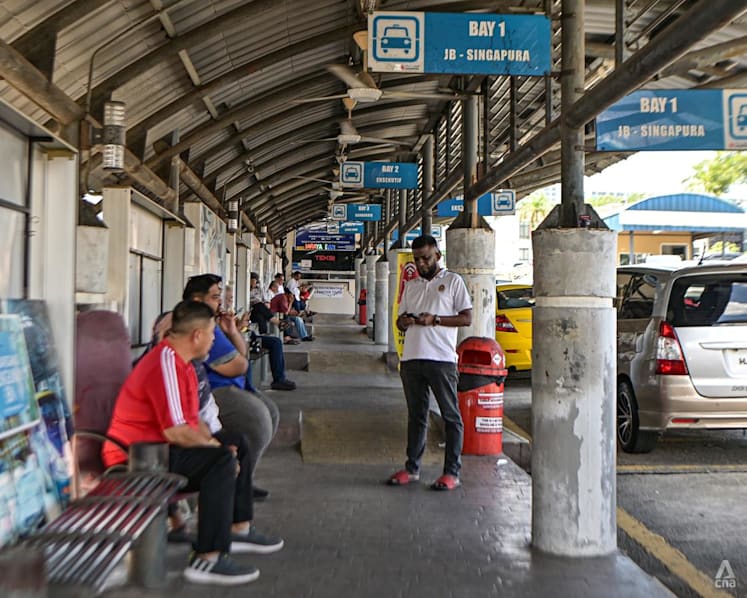 Johor proposes 12 ‘key’ drop-off points for Singapore cross-border taxis, may require tracking system 