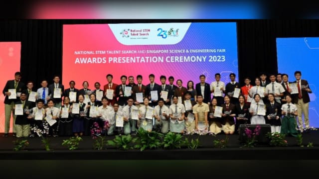 全国STEM人才选拔赛 华侨中学李昕睿摘冠