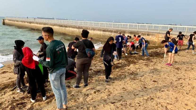 Sikap 'cinta alam sekitar' satukan belia berbilang kaum dan agama di S'pura Sikap 'cinta alam sekitar' satukan belia berbilang kaum dan agama di S'pura