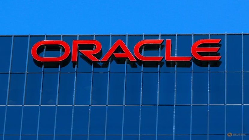 Cost of insuring Oracle debt against default surges