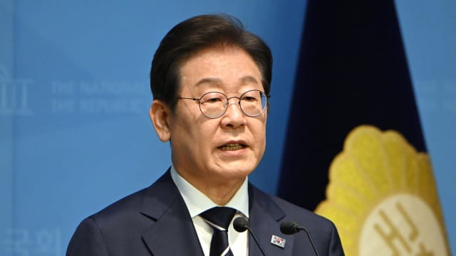 韩国民调：李在明支持率首次突破40%