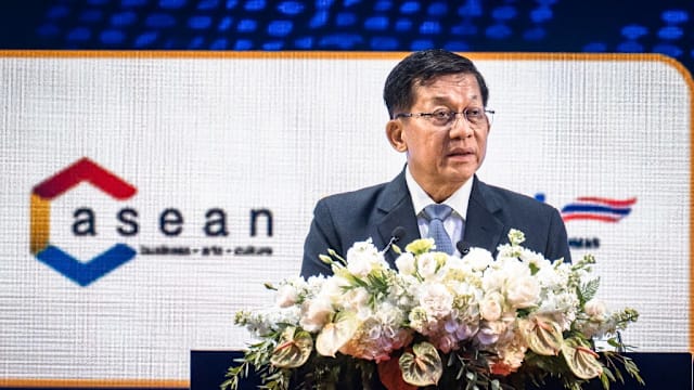 敏昂莱首访泰国 承诺改善与亚细安关系