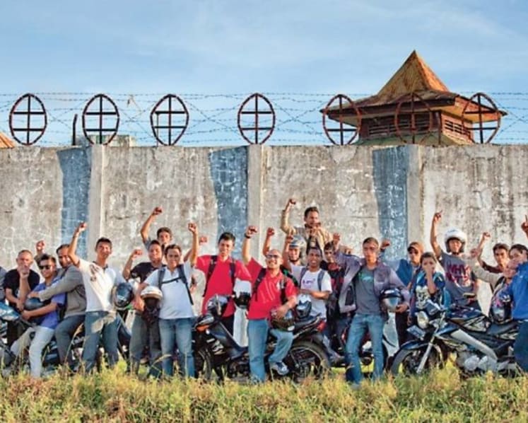 Indonesia's motorbike gang spreads agricultural knowledge to 'haunted island' and beyond