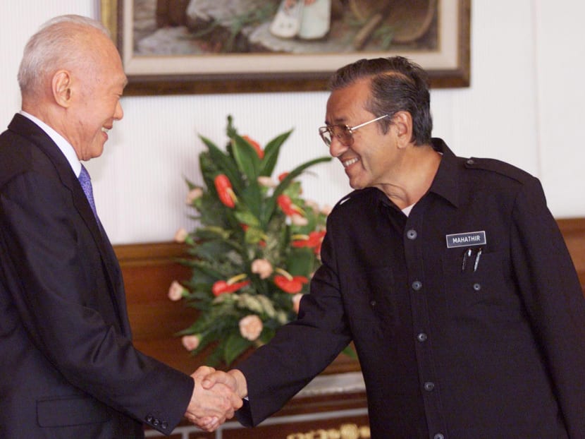 Mr Lee Kuan Yew meeting with Dr Mahathir Mohamad in 2001. Reuters file photo