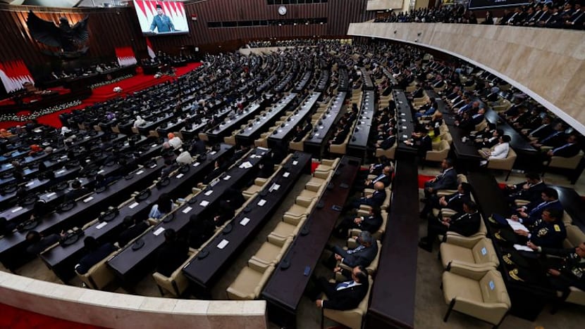 Indonesia's New Export Plan Sparks Business Concerns Over Implementation and Payment