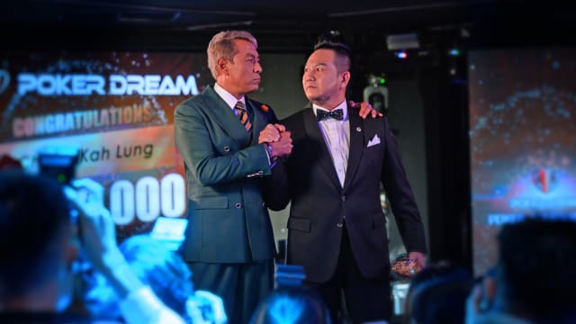 《扑克王者》　赌王遇上超能力