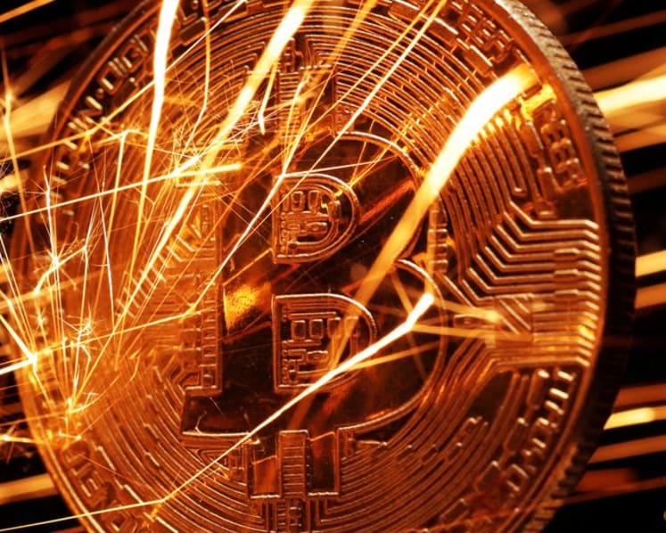 Crypto race to tokenize stocks raises investor protection flags