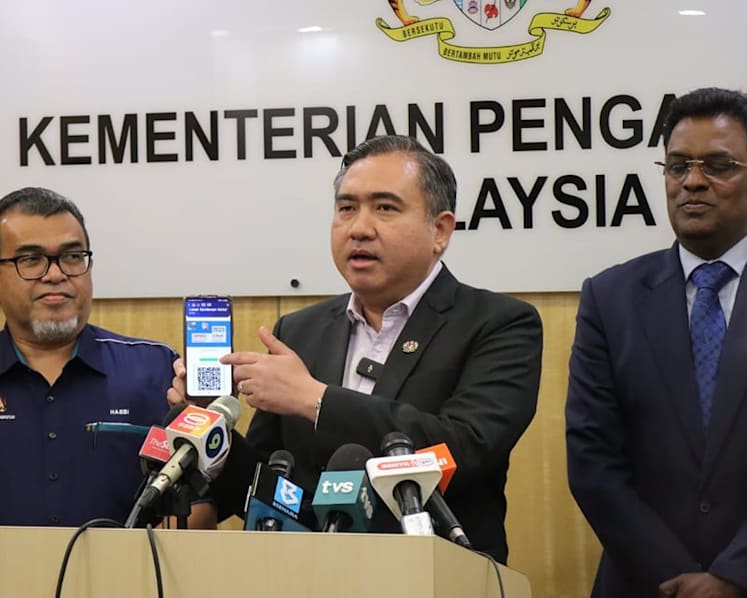 Malaysia does away with requirement to display road tax stickers on private vehicles