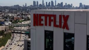 Netflix நிறுவனத்தில் சுமார் 1,000 பேர் ஆட்குறைப்பு