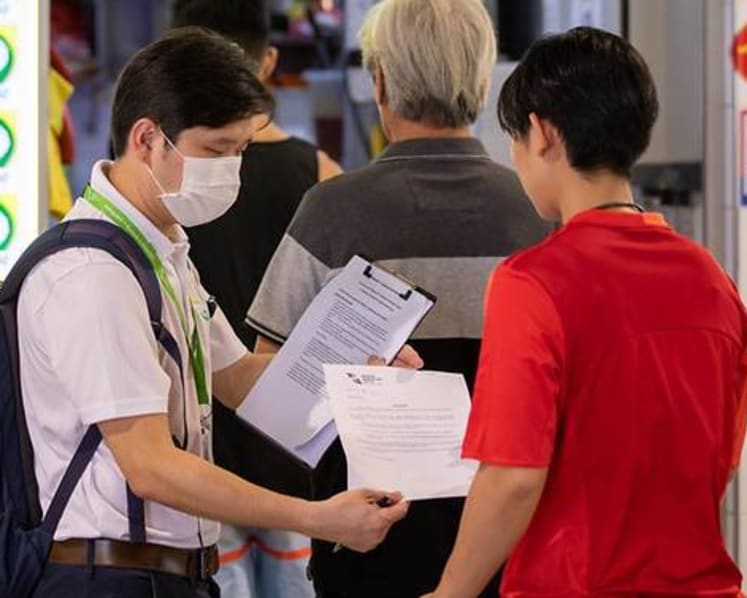NEA issues 43 advisories to hawker centre patrons who broke safe-distancing rules