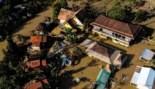 More than 800 Singaporeans safely return from flood-stricken Hat Yai 