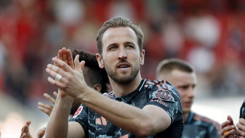 Bayern Munich on brink of Bundesliga title, Kane eyes record