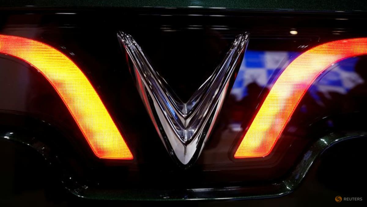VinFast considers petrol engines to extend EV range, sources say​