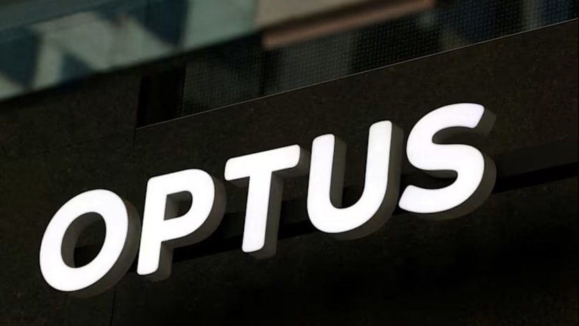 Singtel sahkan perbincangan jual pegangan dalam Optus sedang  tekanan pengawal selia meningkat