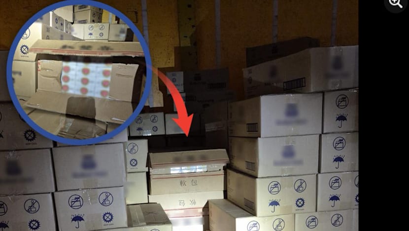 Oatsக்குப் பதிலாகக் கள்ளச் சிகரெட்டுகள்