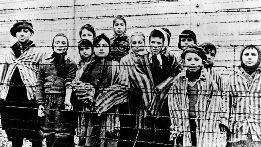 Germany agrees US$662 million to aid Holocaust survivors