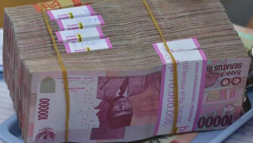 Man fined for not declaring currencies worth S$376,000 when entering Singapore