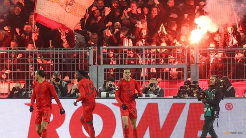 Bayern's Musiala scores late goal to snatch 1-1 draw at Borussia Dortmund