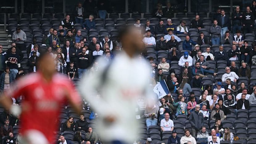 Spurs could not handle 'weight' of relegation clash, coach admits