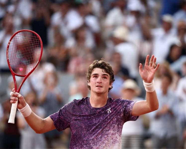 Teen sensation Fonseca comes of age by taming Djokovic at French Open