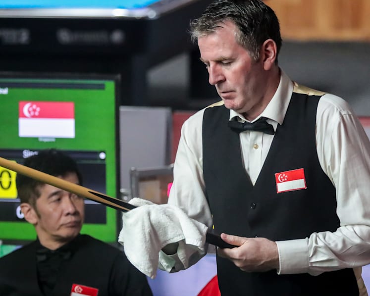 Singapore's Peter Gilchrist and Alex Puan win English billiards doubles gold 