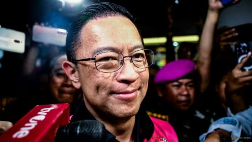 Mantan menteri perdagangan Indonesia dihukum penjara 4.5 tahun atas kes rasuah permit gula