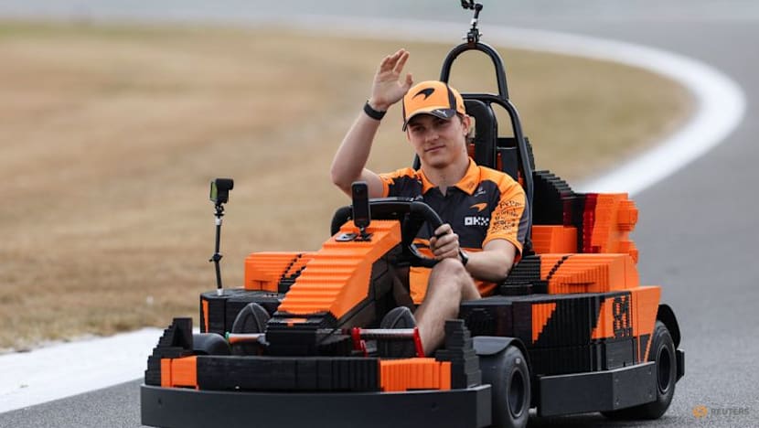 Webber dismisses 'fiction' amid speculation about Piastri's future