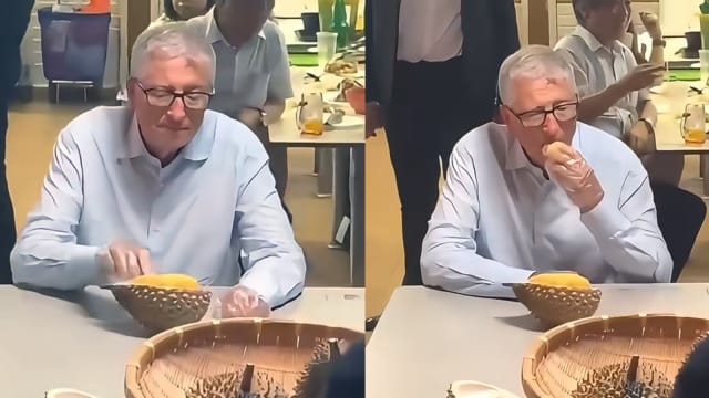 亿万富翁Bill Gates尝小贩美食，试吃榴梿反应逗趣