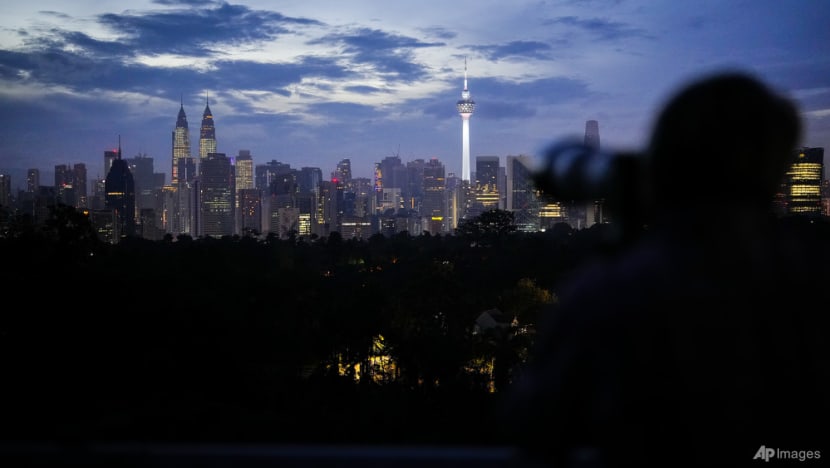 No quick fixes to the despair in Malaysian stock and currency markets No quick fixes to the despair in Malaysian stock and currency markets