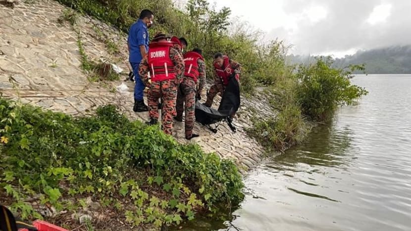 Lelaki lemas cuba selamatkan rakan tergelincir ketika swafoto Lelaki lemas cuba selamatkan rakan tergelincir ketika swafoto