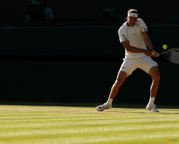Zverev eases into Wimbledon last 16, says just getting started