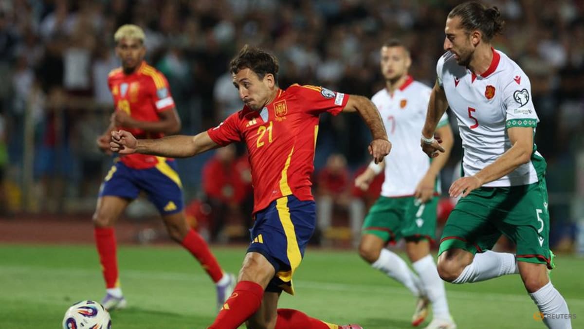 Spain stroll past Bulgaria 3-0 in opening World Cup qualifier