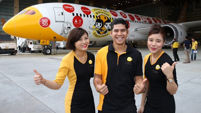 Scoot unveils new Dreamliner’s festive SG50 livery