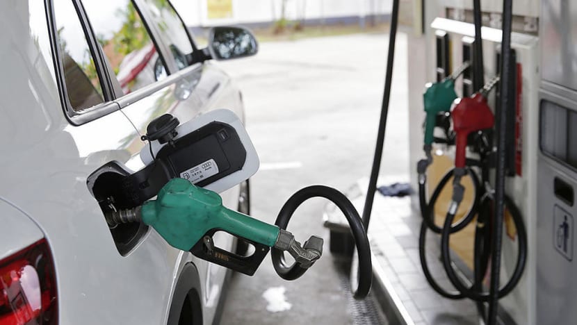 S'pore motorists can compare fuel prices, discounts using new website