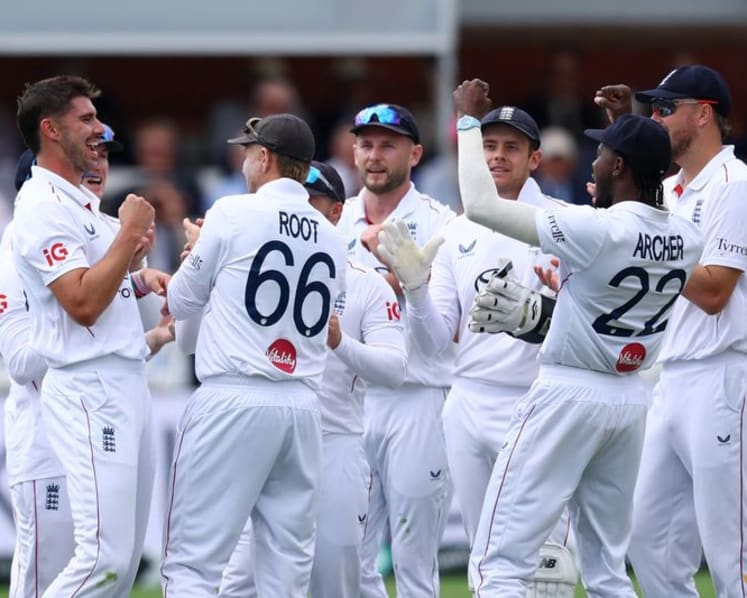 England dismiss Pakistan for 110 to seize control of Lord's test