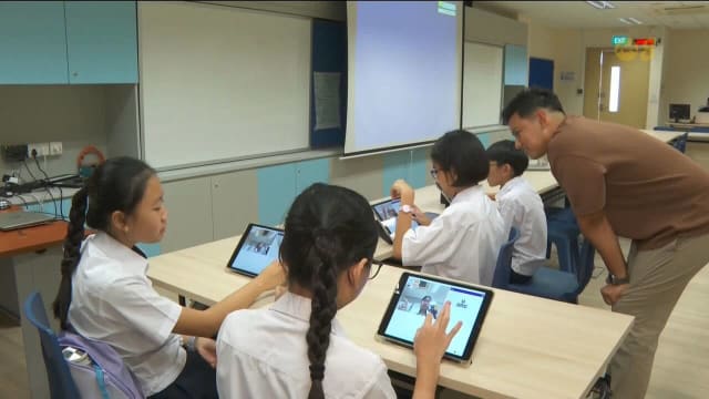 为帮助孩童减少屏幕使用 卫生部建议家长使用家长网站中心 