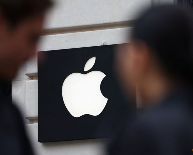 Apple, Google send new round of cyber threat notifications to users around world