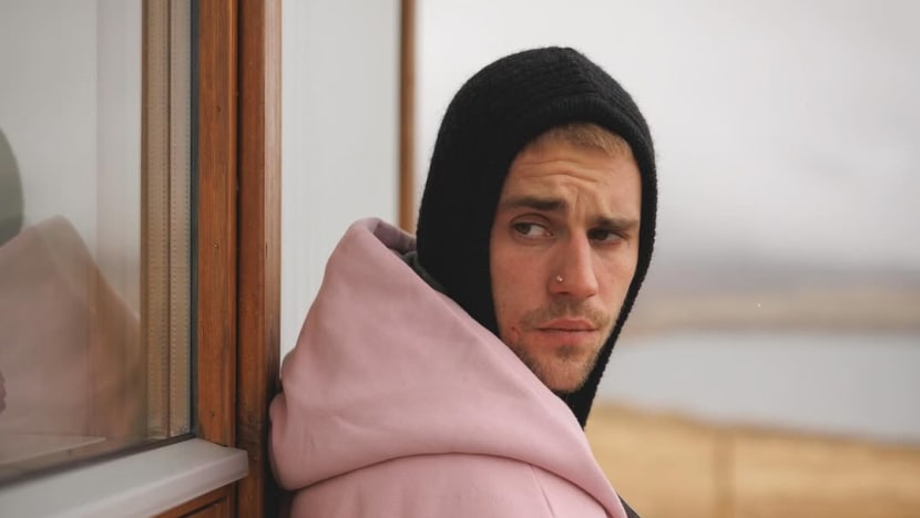 'Capek mikirin diri sendiri': Justin Bieber curhat soal luka batin, akui pemarah