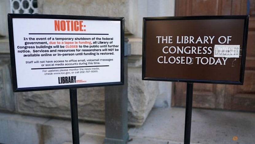 White House says firings 'imminent' as plan to reopen government collapses