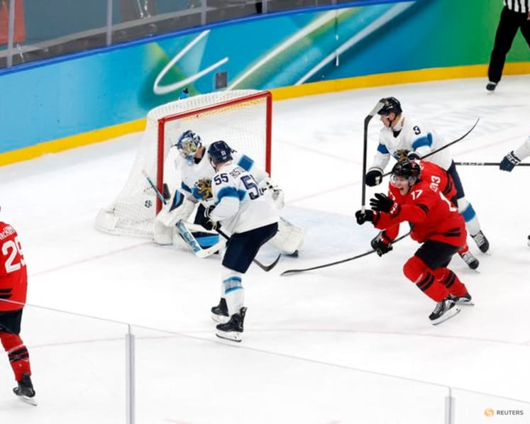Ice hockey-Canada fight back to beat Finland, reach men's gold-medal game