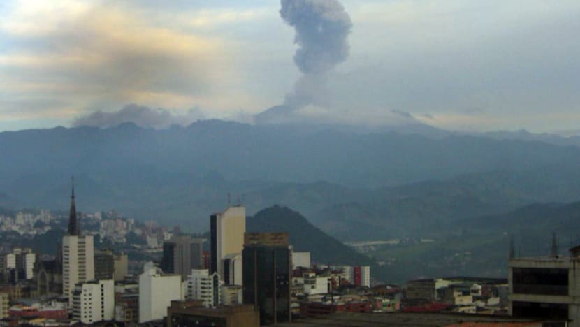 Colombia naikkan tahap amaran, kemungkinan letusan gunung berapi Nevado del Ruiz