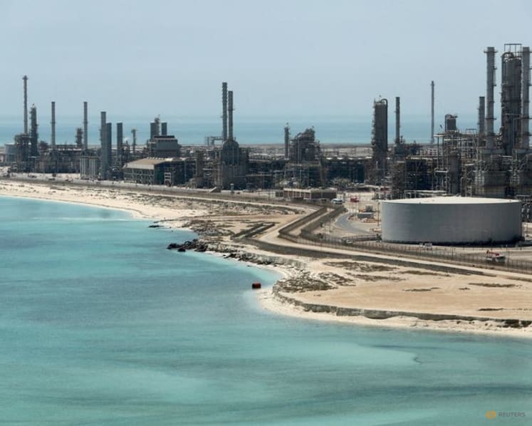 Oil prices rise slightly after US announces new round of strikes on Iran